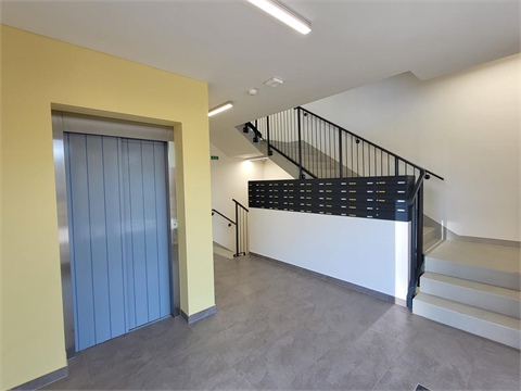 Prodej bytu 3kk, 88 m² 0