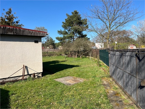 Prodej stavebního pozemku, 1 073 m² 2