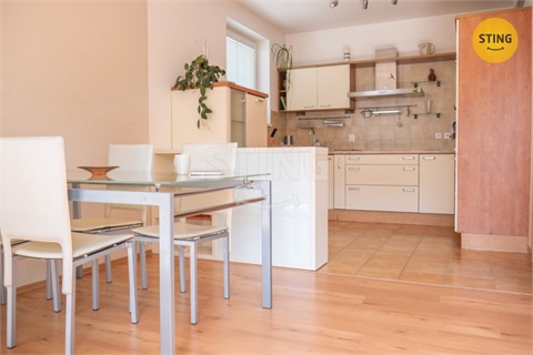 Pronájem bytu 3kk, 74 m² - 0