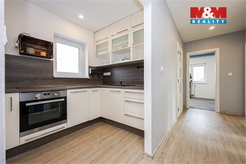 Prodej rodinného domu, 180 m² - 0