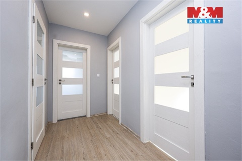 Prodej rodinného domu, 180 m² - 6