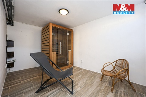 Prodej rodinného domu, 180 m² - 16