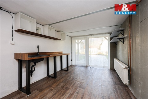 Prodej rodinného domu, 180 m² - 18