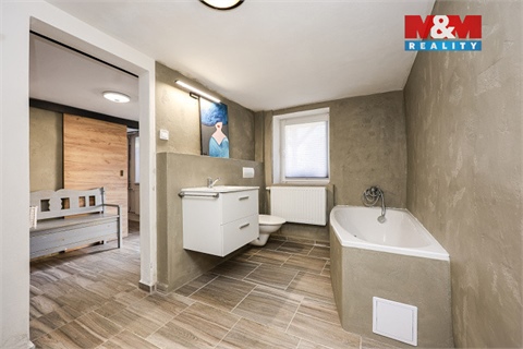 Prodej rodinného domu, 180 m² - 14