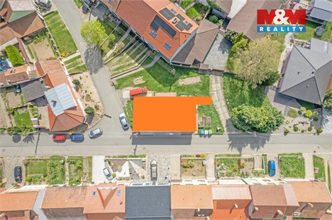 Prodej obchodních prostor, 143 m² 2