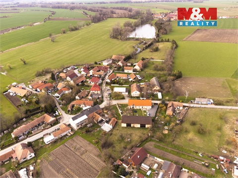 Prodej stavebního pozemku, 1 565 m² 2