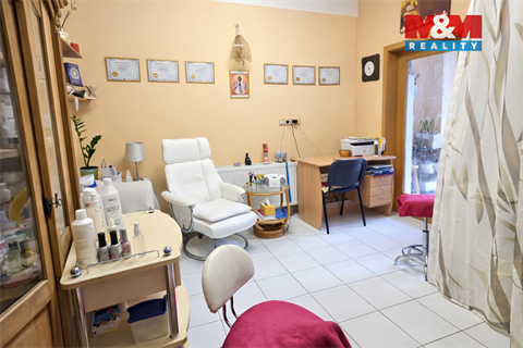 Prodej obchodních prostor, 72 m² - 4