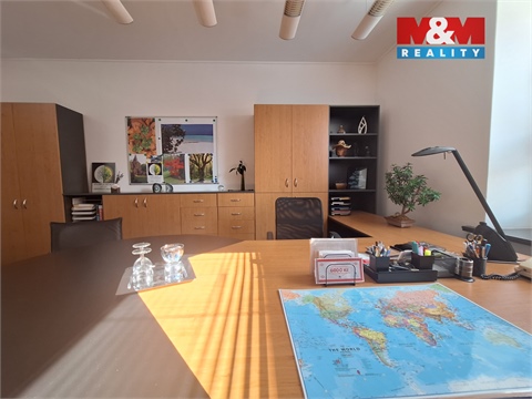 Prodej kanceláře, 1 100 m² 6