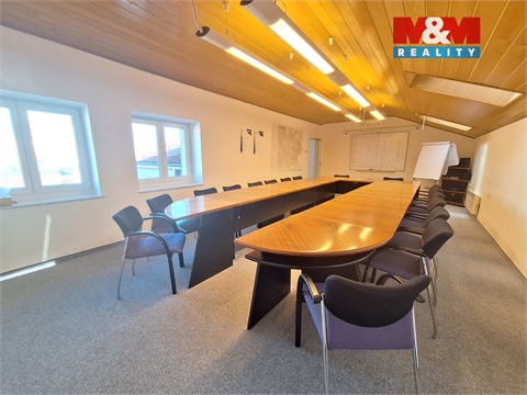 Prodej kanceláře, 1 100 m² - 4