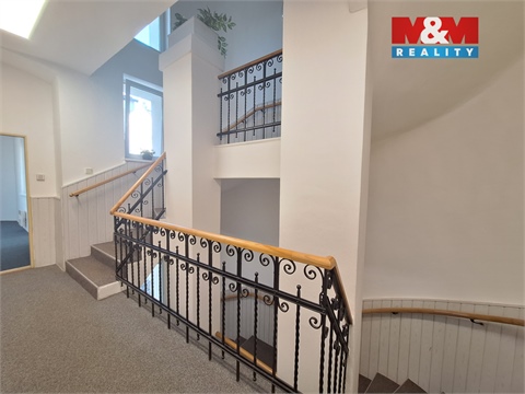 Prodej kanceláře, 1 100 m² - 6