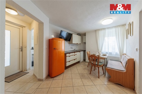 Prodej bytu 1+1, 53 m² - 2