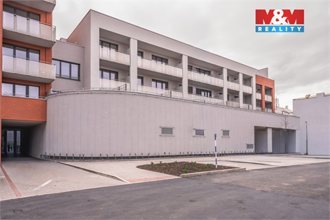 Pronájem bytu 1kk, 34 m² - 18