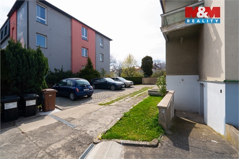 Prodej bytu 1+1, 33 m² 8