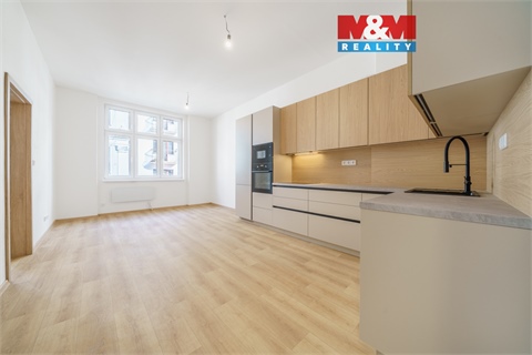 Prodej bytu 3kk, 72 m² 0