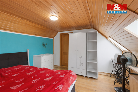 Prodej rodinného domu, 190 m² 14