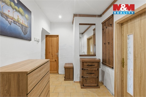 Prodej rodinného domu, 190 m² - 10