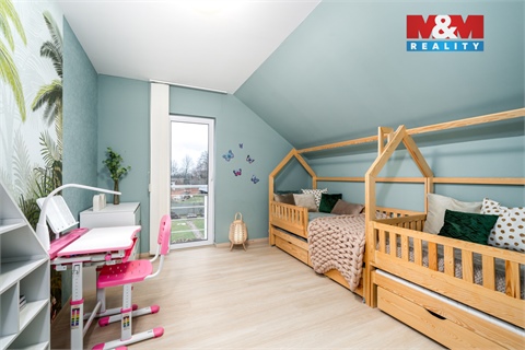 Prodej rodinného domu, 266 m² - 14