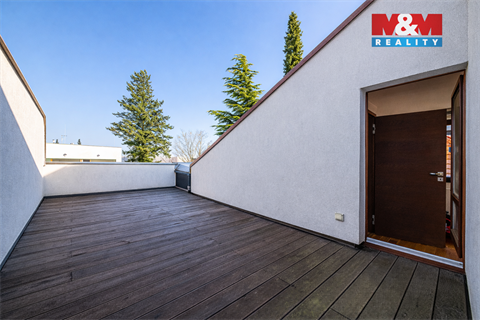 Prodej rodinného domu, 312 m² - 20