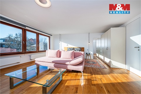 Prodej rodinného domu, 312 m² 16