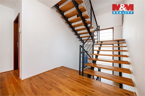 Prodej rodinného domu, 312 m² 18