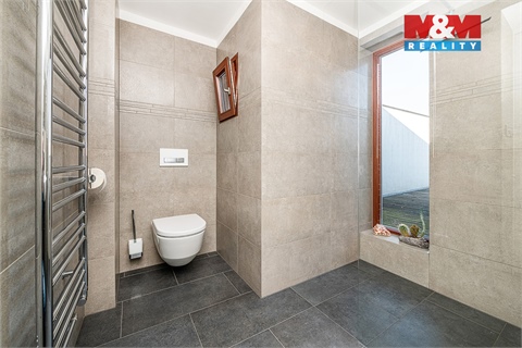 Prodej rodinného domu, 312 m² 14