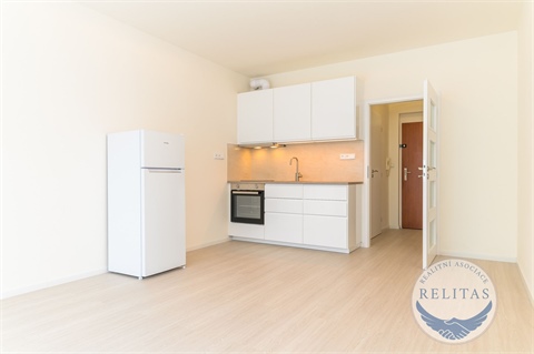 Pronájem bytu 1kk, 26 m² - 0