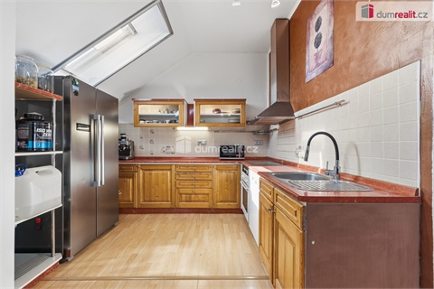 Prodej bytu 4kk, 140 m² - 0