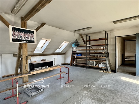 Pronájem výrobního objektu, 350 m² 8