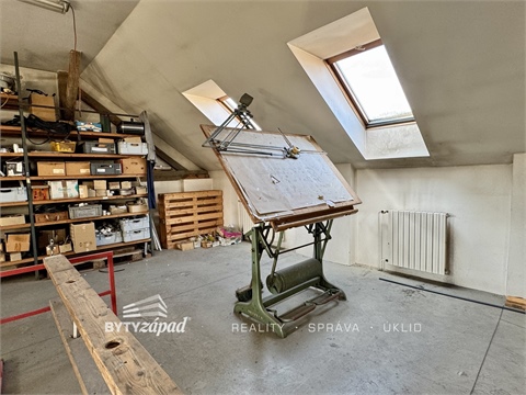 Pronájem výrobního objektu, 350 m² - 8