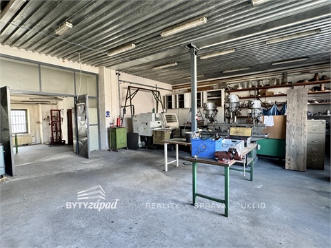 Pronájem výrobního objektu, 350 m² 2