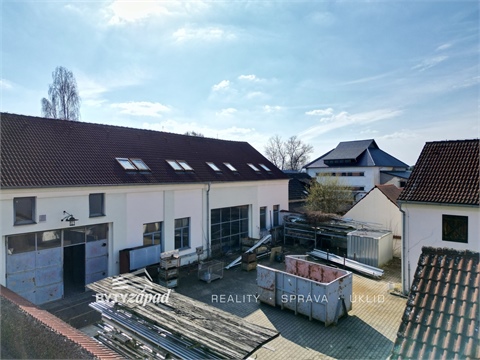 Pronájem výrobního objektu, 350 m²