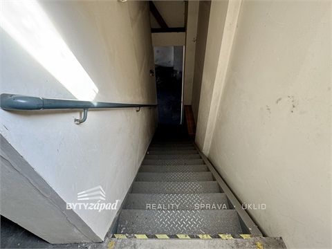 Pronájem výrobního objektu, 350 m² - 12