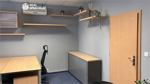 Pronájem kanceláře, 118 m² 18