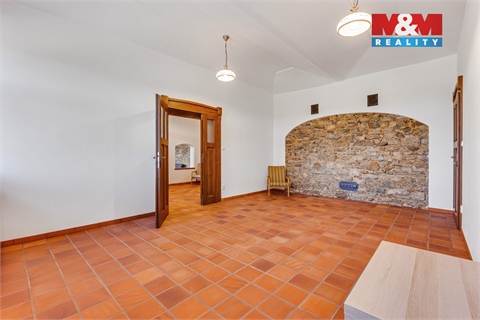 Prodej rodinného domu, 332 m² - 10