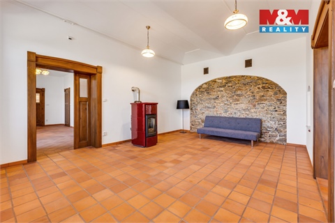 Prodej rodinného domu, 332 m² - 12