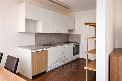 Prodej bytu 3+1, 70 m² 0