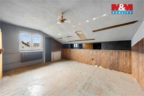 Prodej rodinného domu, 200 m² - 12