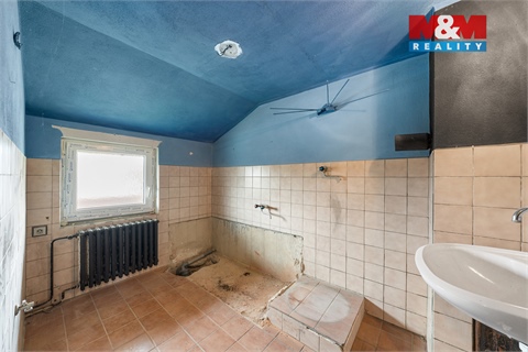 Prodej rodinného domu, 200 m² - 6