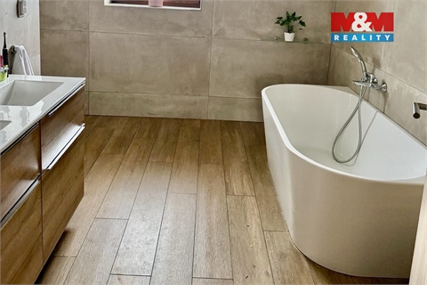 Prodej rodinného domu, 188 m² 4