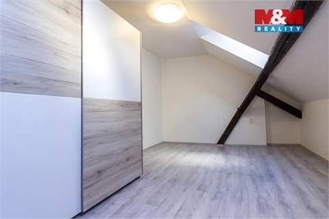 Prodej rodinného domu, 155 m² - 8