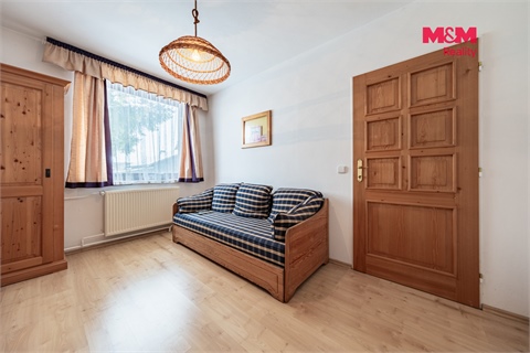 Prodej rodinného domu, 300 m² 10