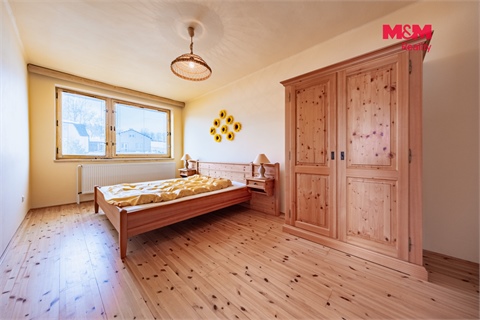 Prodej rodinného domu, 300 m² 16