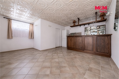 Prodej rodinného domu, 300 m² 8