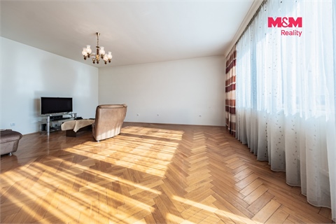 Prodej rodinného domu, 300 m² - 4