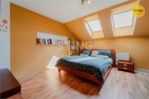 Prodej rodinného domu, 198 m² 14