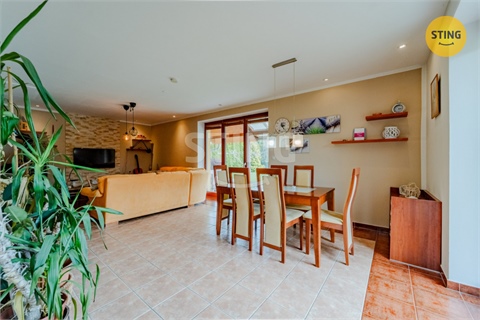 Prodej rodinného domu, 198 m² 6