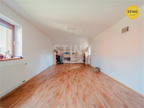 Prodej rodinného domu, 198 m² - 20