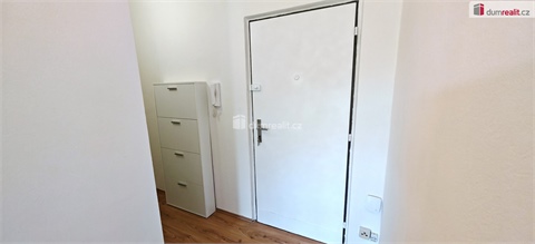 Pronájem bytu 1kk, 28 m² - 2