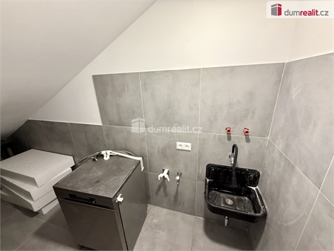 Pronájem rodinného domu, 99 m² - 24