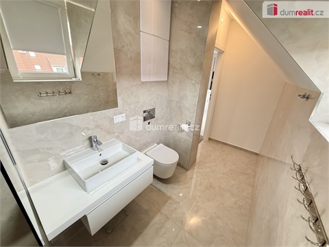 Pronájem rodinného domu, 85 m² 12